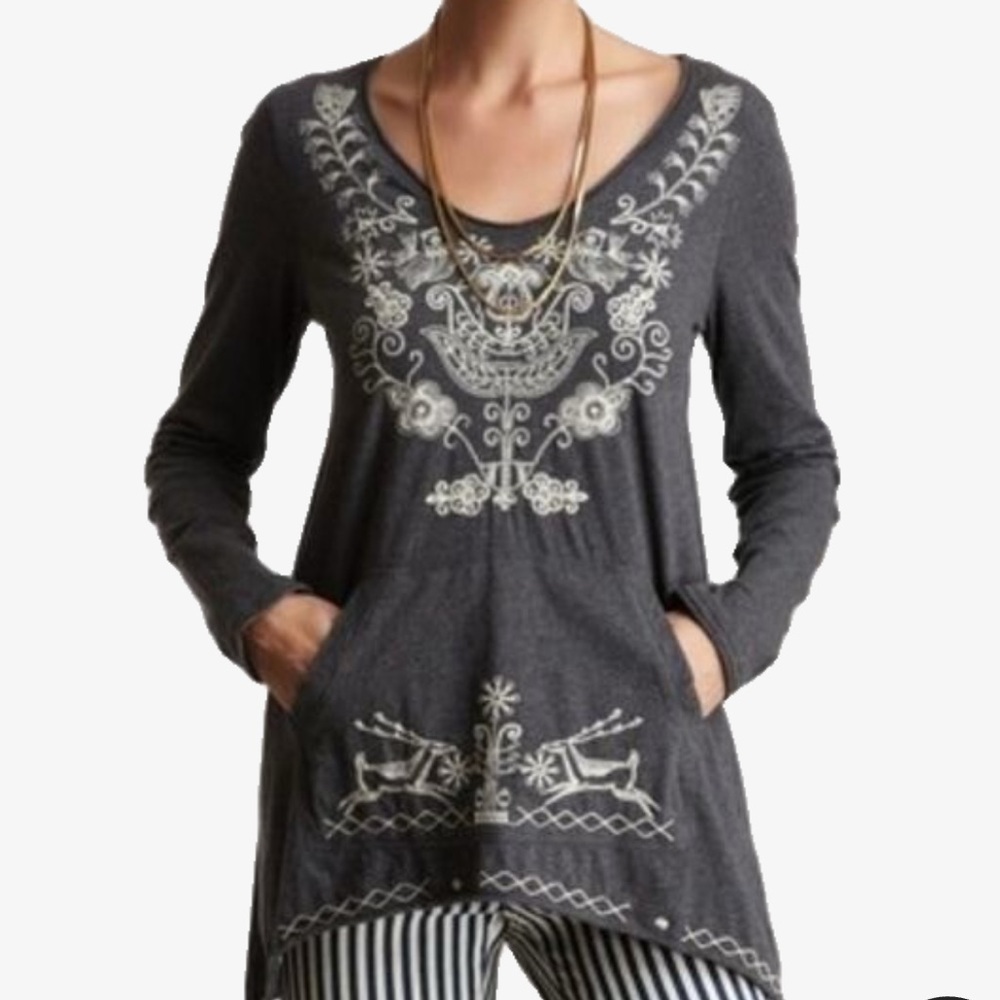 Johnny Was JW Los Angeles Long Slv Embroidered F & B Kangaroo Pocket Sz S Shirt